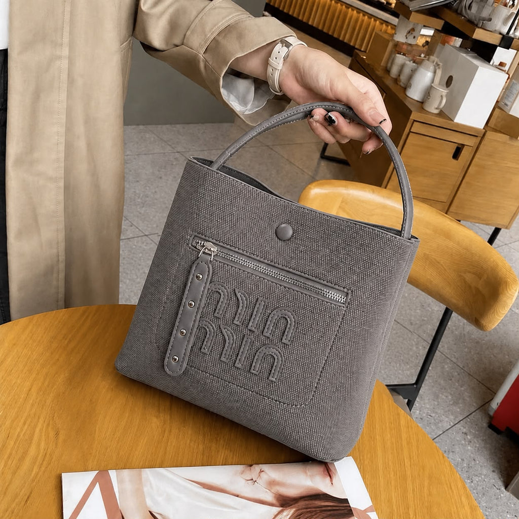 The four points tote