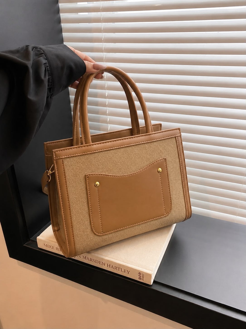 Smile Pocket Tote