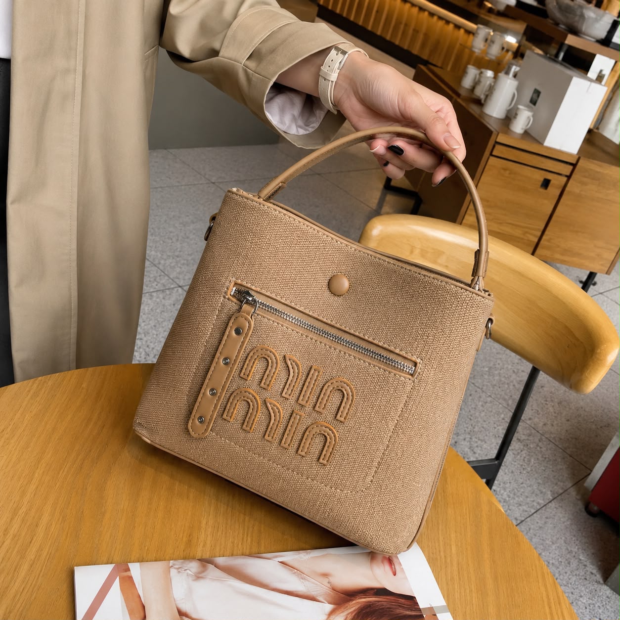 The four points tote