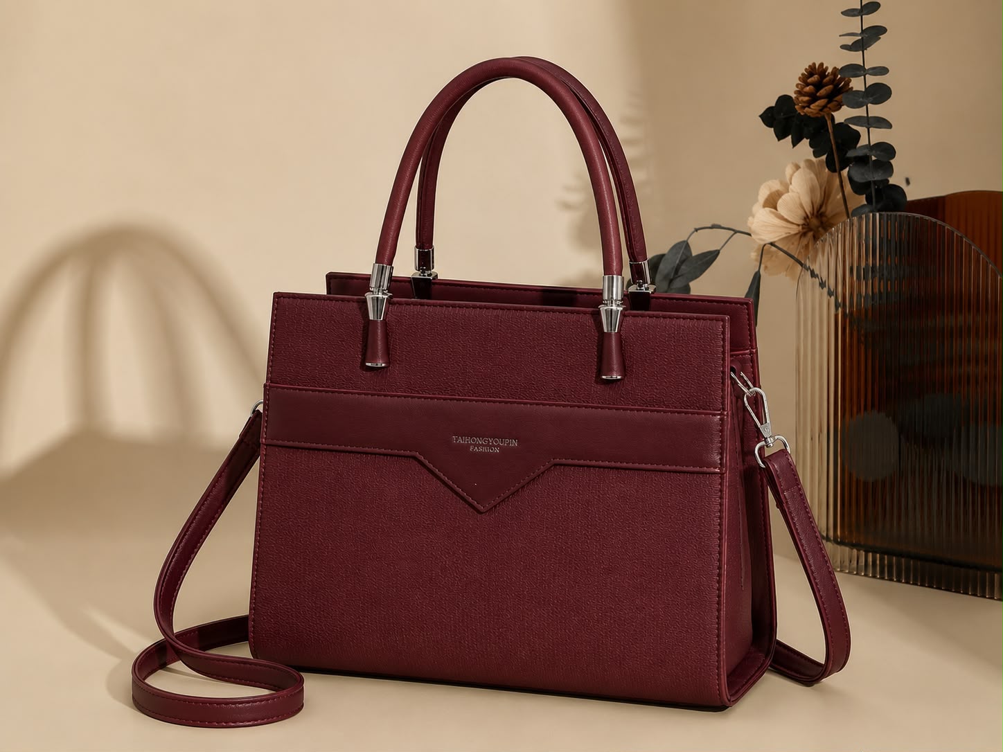 High Quality Elegant Classic Handbag