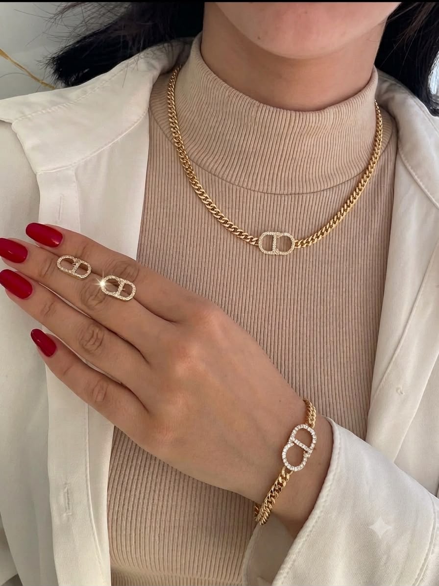 Elegant Gold Chain Jewelry Set