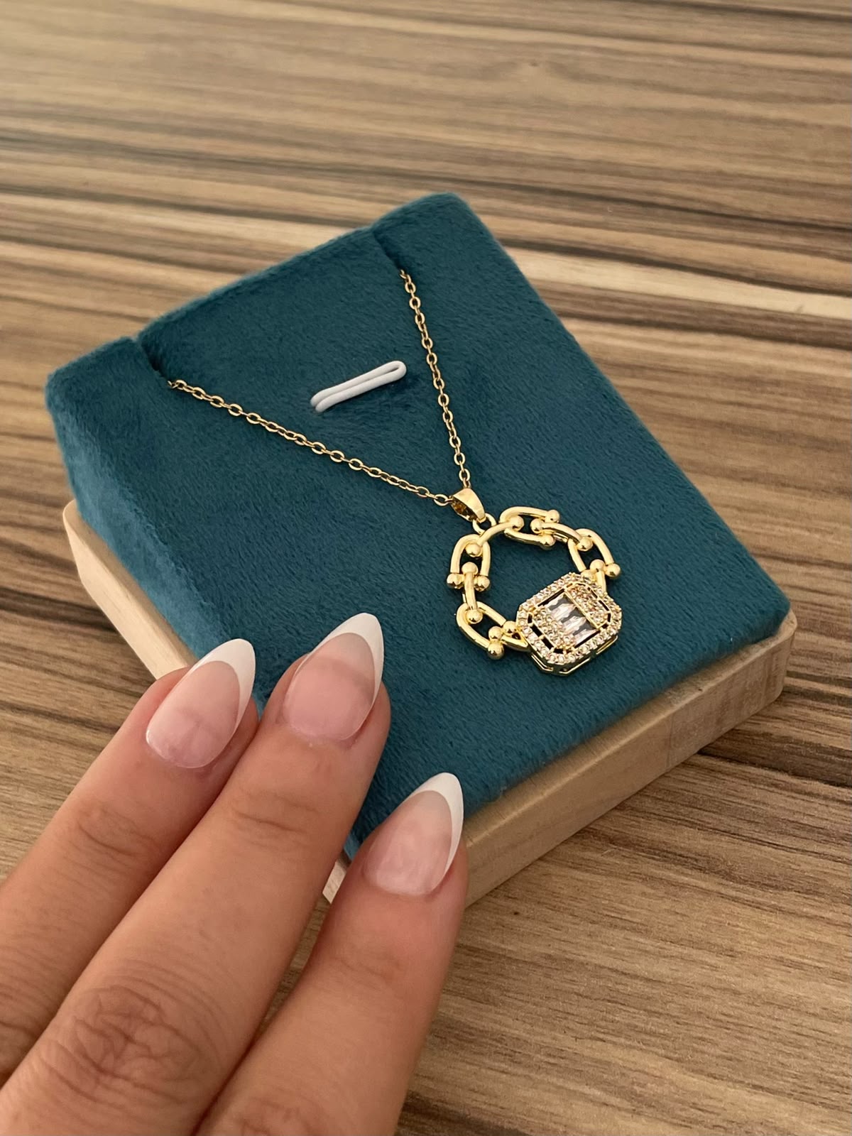 Gold Plated Chain and Lattice Jewelry Set