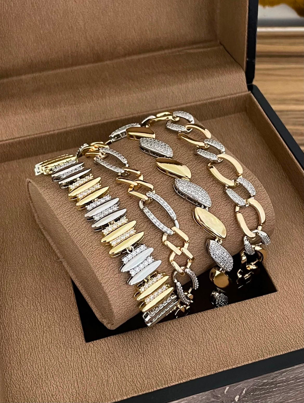 Gold-Plated Zircon Bracelet
